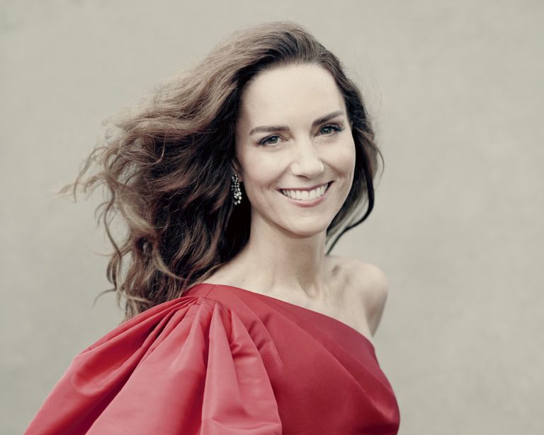 Secrete de frumuseţe de la Kate Middleton. Trucuri pentru un ten impecabil după 40 de ani