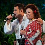 Ionuț Dolănescu o însoțește adesea pe Maria Ciobanu pe scenă