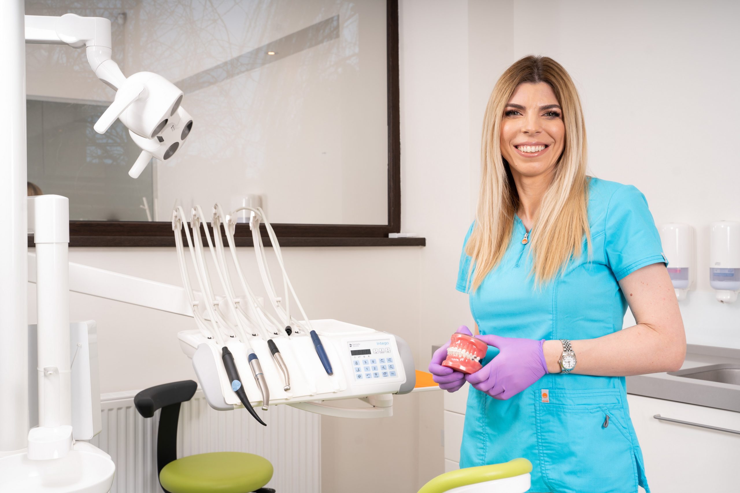 Dr. Denisa Zaharia, de la Pefect Dent, ne-a spus de ce femeile sunt mai predispuse la carii