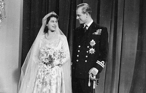 Regina elisabeta și-a cumpărat rochia cu cupoane Foto: wikipedia.org