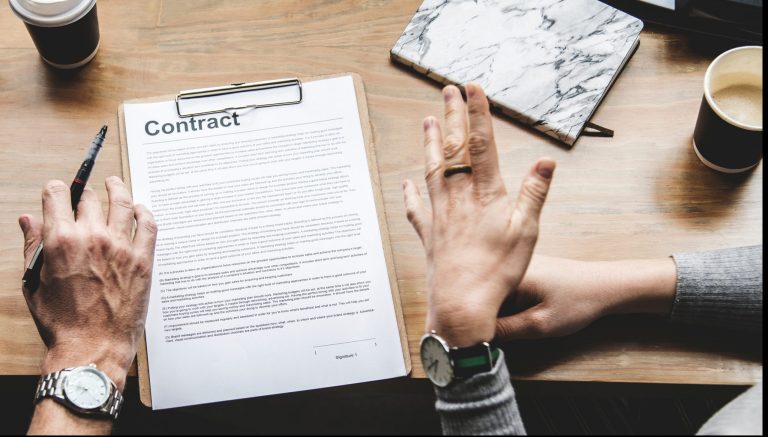 Schimbarea furnizorului de energie electrică 2022. Ce paşi trebuie să urmezi şi la ce să fii atent