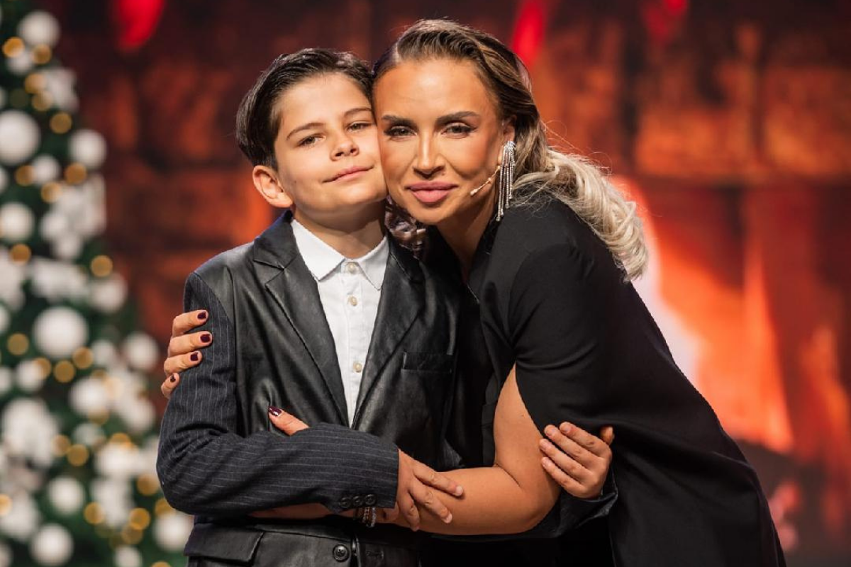 Adina Halas și fiul ei, Serghei