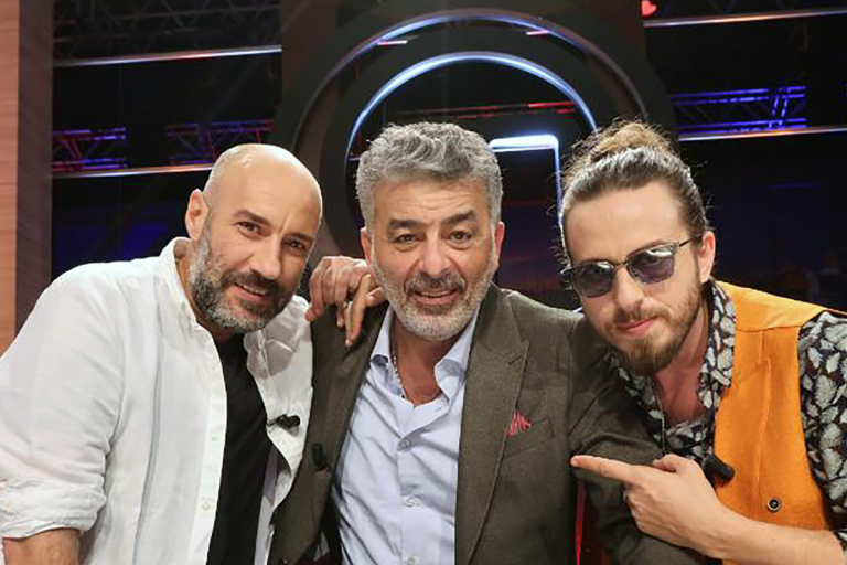 Jurații MasterChef Joseph Hadad, Chef Foa și Radu Dumitrescu, răsfăț în familie, de 8 Martie: „Se lasă cu îmbrățișări, flori și pupici!”. Ce lecții importante de viață au primit de la mamele lor EXCLUSIV