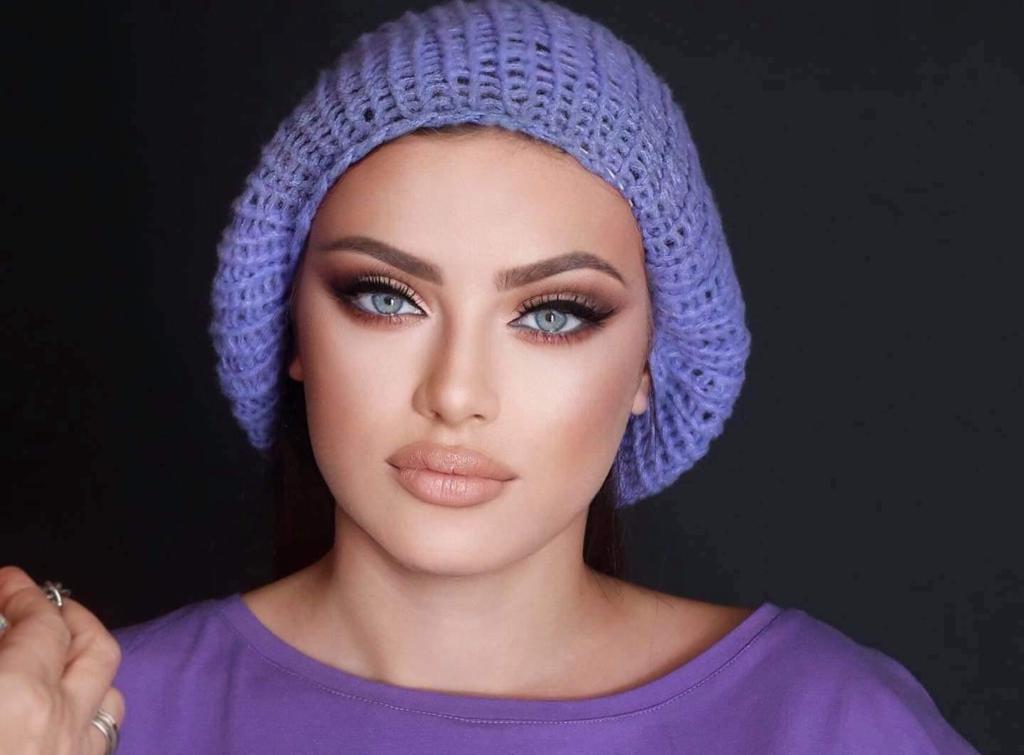 Adina Asăvoaie este cunoscută și drept „Păpușa de la Glina”