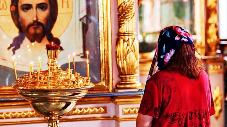 Ce mănâncă preoții, măicuțele și călugării în Postul Paștelui. Părintele Mirea Vîrtejanu: ”Nu poți să te rogi cu burta mare!” EXCLUSIV