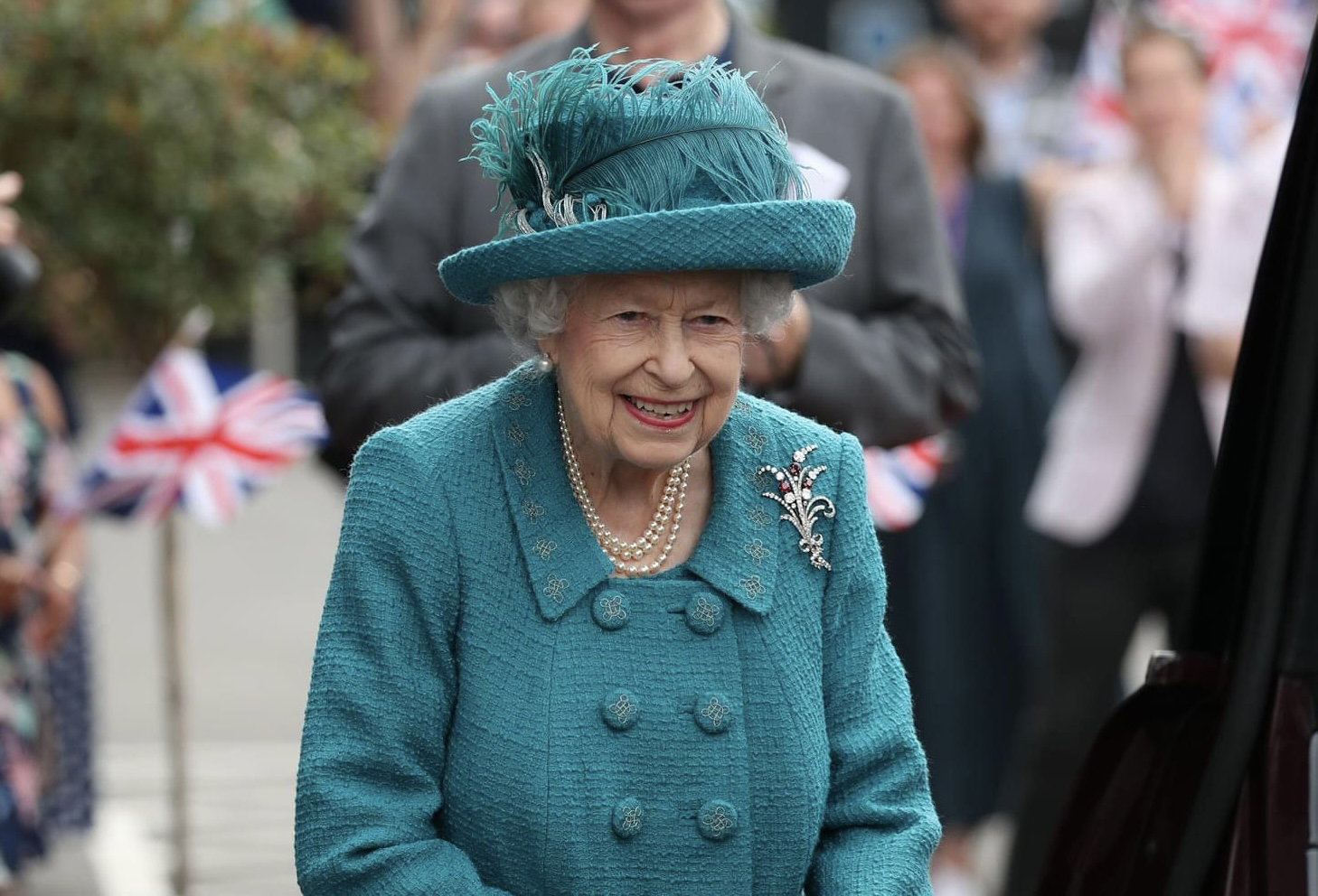 Documentele secrete pe care le deţine Regina Elisabeta a II-a.