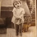 Era eleganta si cocheta de mica