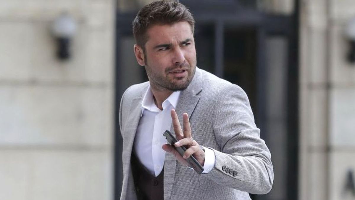 Poprire pe conturile lui Adrian Mutu