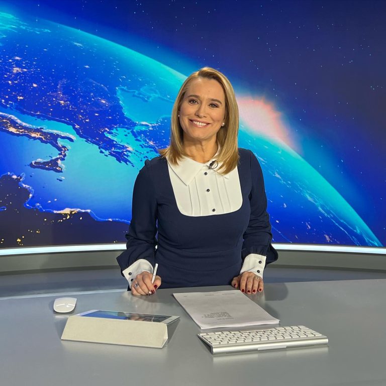 Andreea Esca, despre ritualul de îngrijire pe care îl respectă cu sfințenie. Produsul care nu-i lipsește niciodată