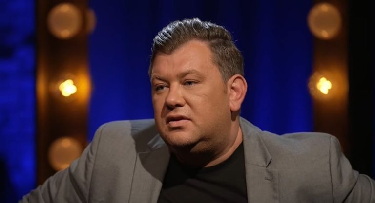 Mihai Ghiță, impresionat de poveștile invitaților „În oglindă”. „Am plâns de foarte multe ori. Și cameramanul plângea. Este mai mult decât poți duce” EXCLUSIV