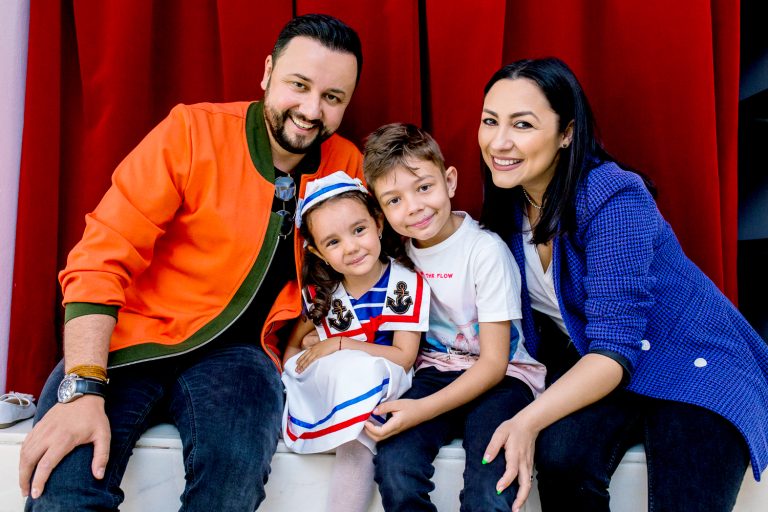 Andra şi Cătălin Măruţă, din nou în faţa altarului după 14 ani de căsnicie: “Va fi ca în filme”