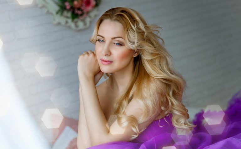 Cum se foloşeste corect şamponul uscat. Sigur ai greşit şi tu până acum