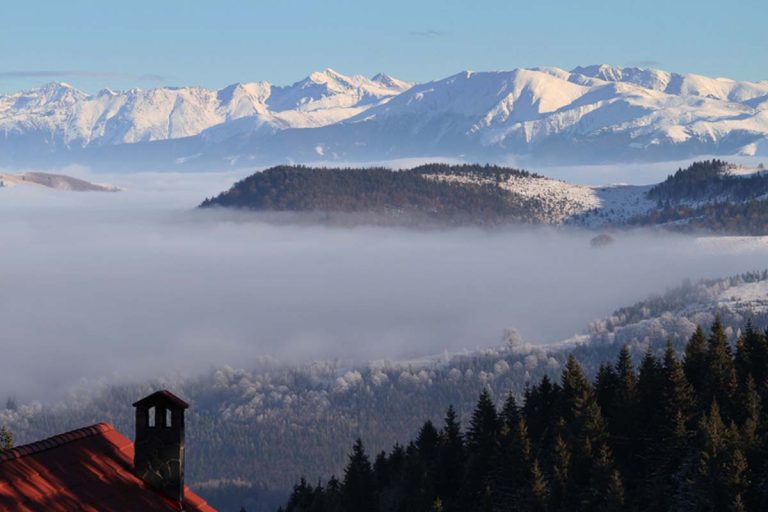 Locul spectaculos din România unde pământul atinge norii. Este unic
