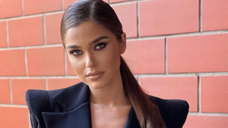 Complexul lui Theo Rose când urcă pe scenă. Ce decizie a luat pentru a scăpa de această problemă: „Se uită lumea la mine” VIDEO EXCLUSIV