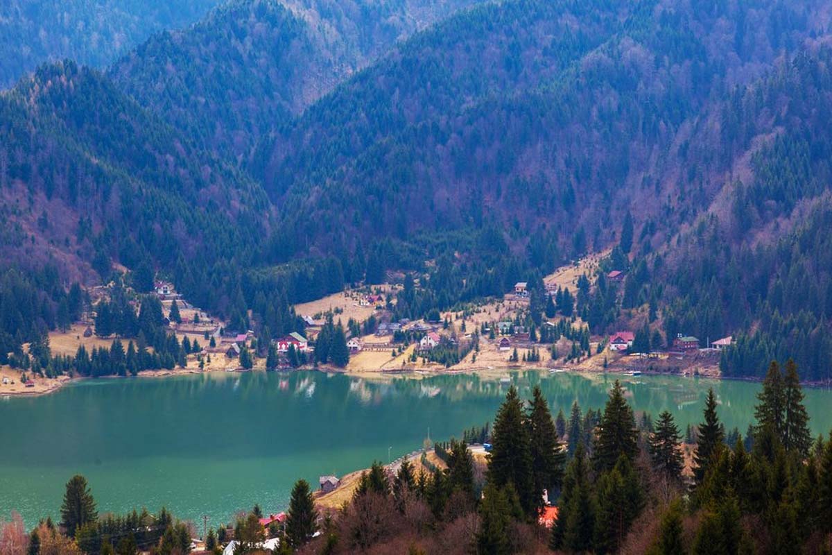 Drumul spectaculos din Romania care duce catrea statiunea cu cel mai pur aer