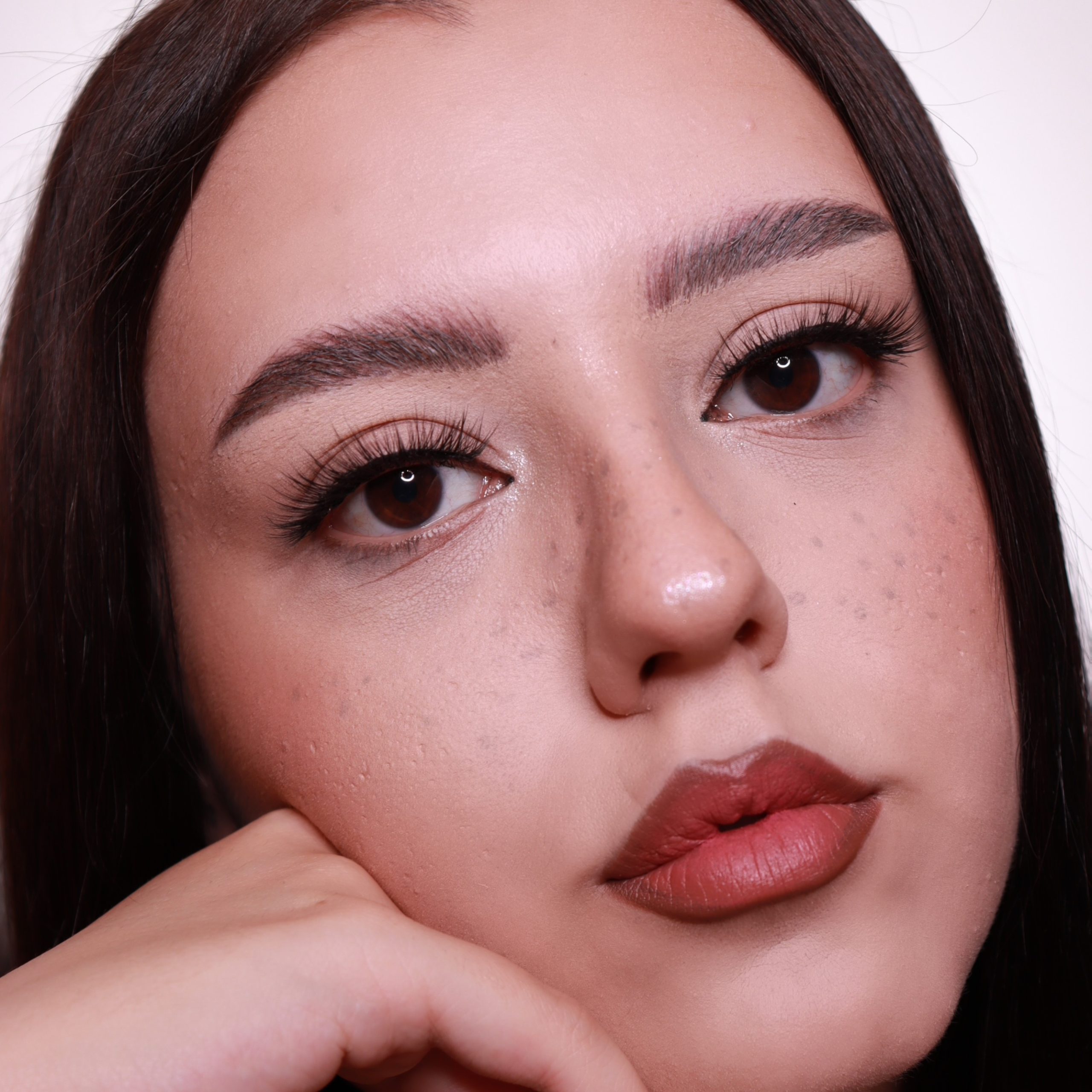 Machiajul care te întinerește brusc