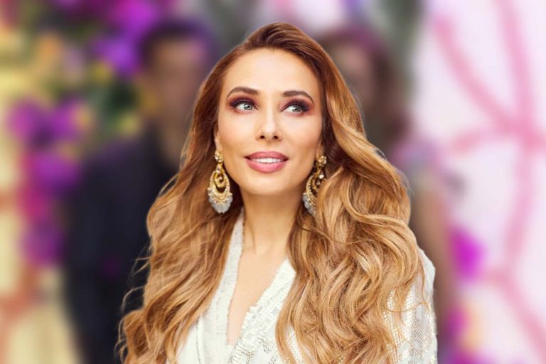 Bărbatul celebru care s-a iubit cu Iulia Vântur, înainte ca vedeta să plece din România. Nu e vorba de Marius Moga