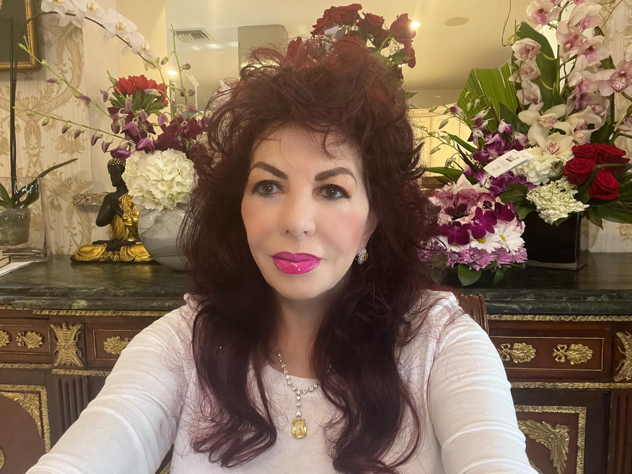 Carmen Harra Al Treilea război Mondial