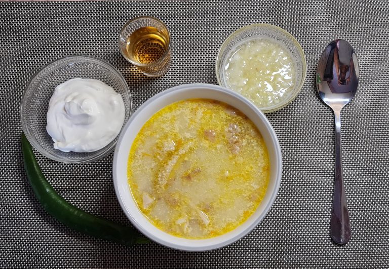 Ciorbă de burtă de vită. Rețeta simplă pentru începători