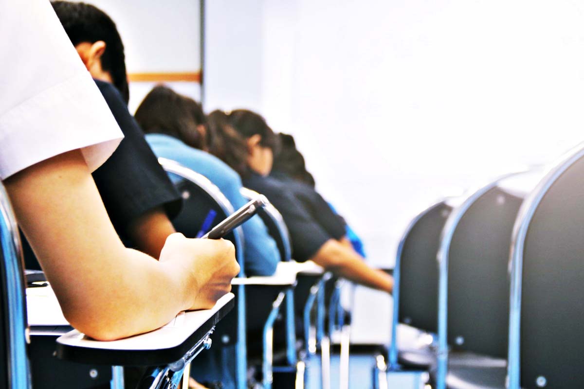 Modele subiecte Evaluarea Nationala 2022 la Limba romana si la Matematica