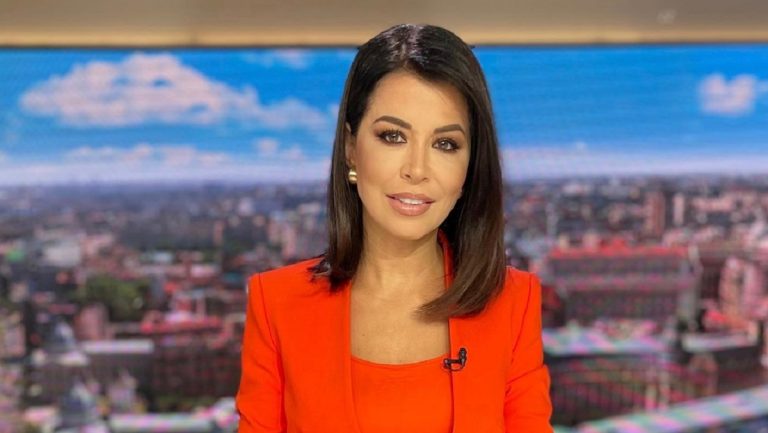 Simona Pătruleasa, criticată dur de fiica ei pentru hainele pe care le poartă: “Spune că arăt ca o doamnă de 50 de ani”