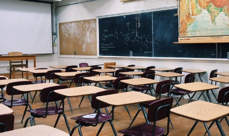 Subiecte Evaluarea Națională 2022 la examenul scris la limba maternă. Ce subiecte au avut elevii de rezolvat