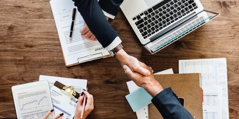 Ce înseamnă contract de comodat. Când se folosește și ce acte sunt necesare