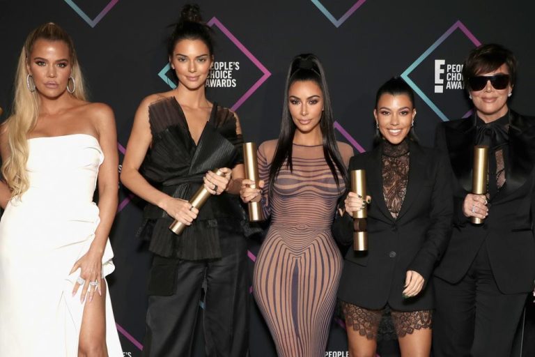 La ce metodă apelează surorile Kardashian, când vor să scape rapid de kilogramele în plus