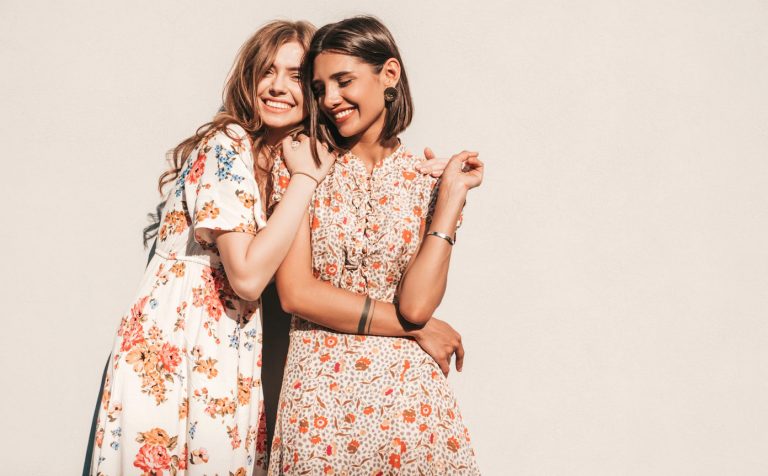 Tendințe modă 2022, indiferent de siluetă. 4 idei în trend pentru această vară