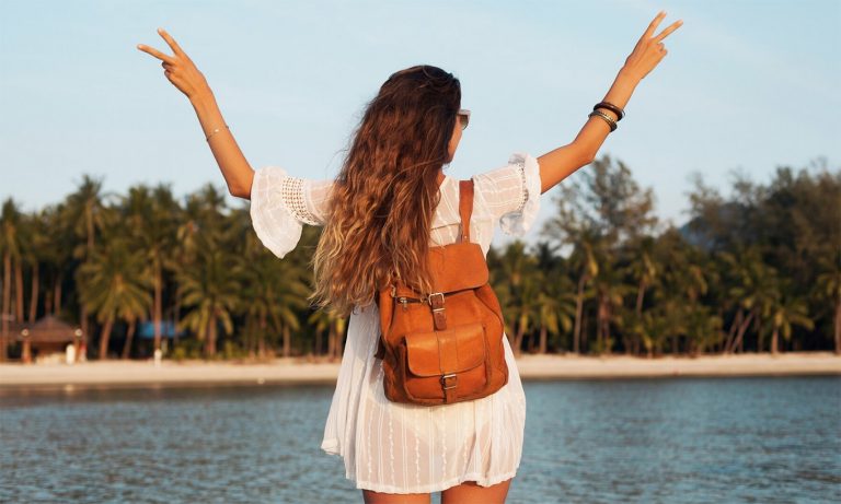 Ținută de festival. 5 idei de haine și accesorii pentru o apariție cu care vei atrage orice privire