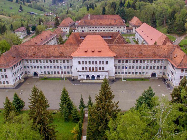 Calcul medie admitere liceu vocațional, militar, pedagogic sau sportiv 2022