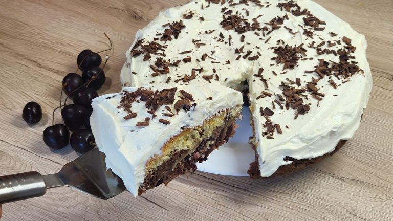 Prăjitură cu cireșe și cremă de mascarpone. Cel mai delicios desert de vară