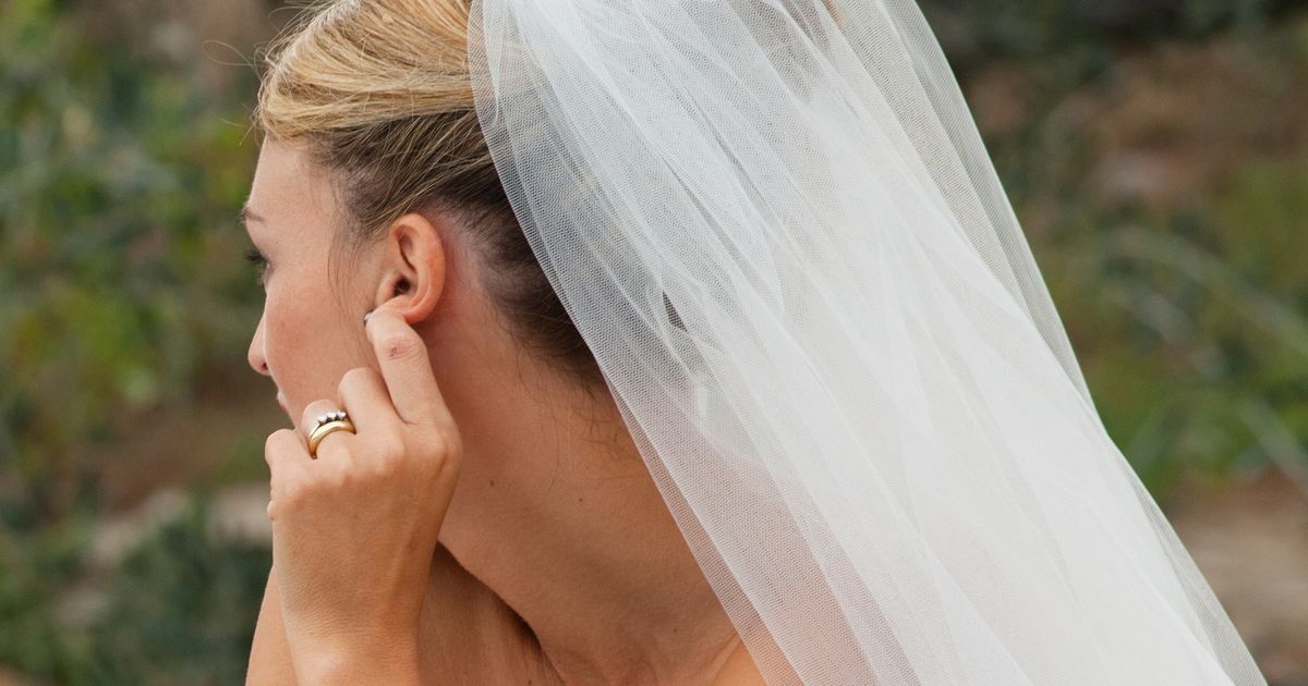 Ce se face cu voalul după nuntă