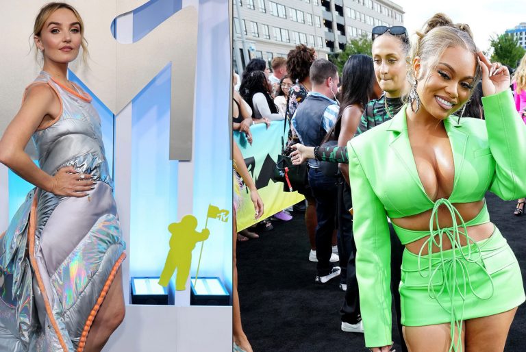 Cele mai ciudate ținute de pe covorul roșu, la Gala VMA 2022 FOTO