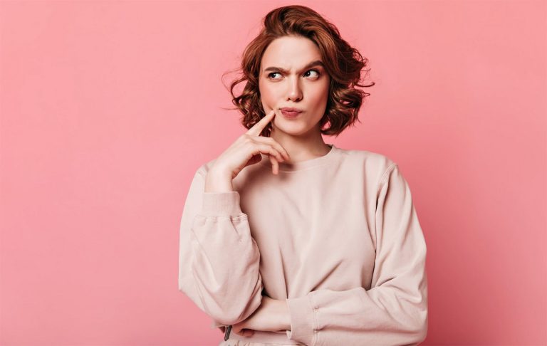 Cum să îți dezvolți intuiția și de ce e important să nu ignori semnele pe care ți le transmite