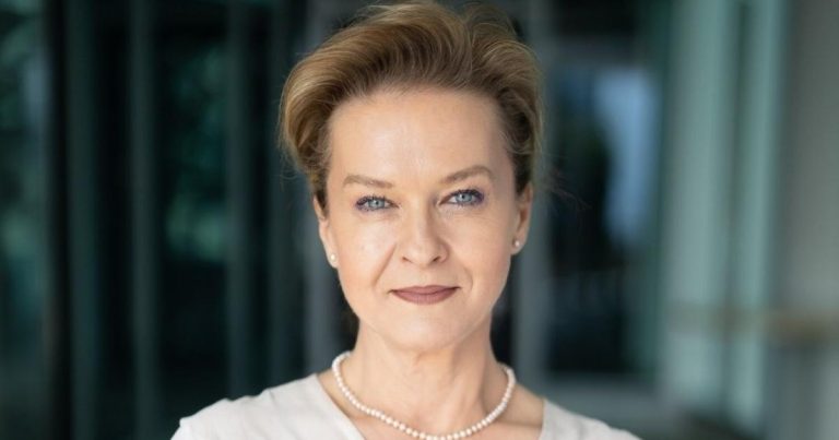 Mona Nicolici și-a refăcut viața după divorț. Fosta prezentatoare TV s-a căsătorit în mare secret