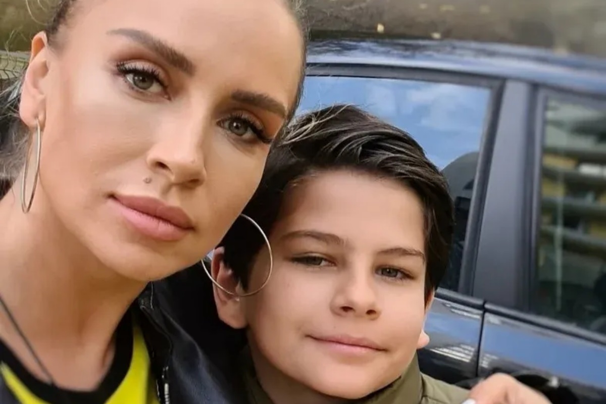 Adina Halas și fiul ei