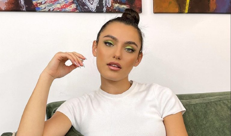 Alexia Eram nu prea a avut bani de buzunar, când locuia acasă, la părinți. “Au fost destul de stricți”. Pe ce cheltuiește fiica Andreei Esca cei mai mulți bani EXCLUSIV