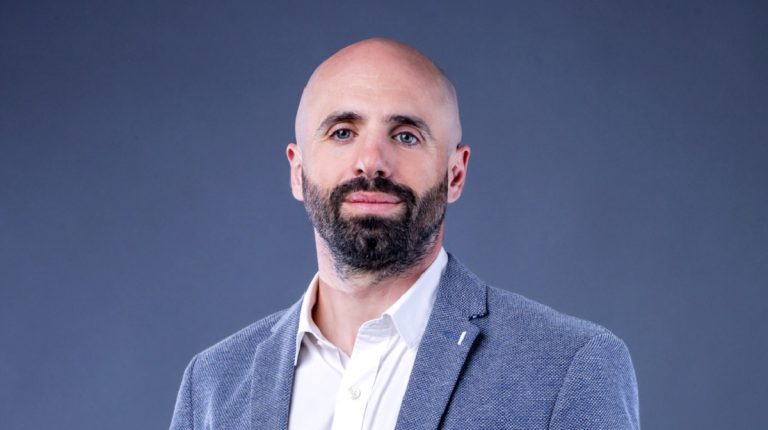 Arhitectul Andrei Samoil revine după 6 ani la „Visuri la cheie”. Între timp, a devenit tătic: „Copiii au prostul obicei de a nu veni cu un manual de utilizare” EXCLUSIV