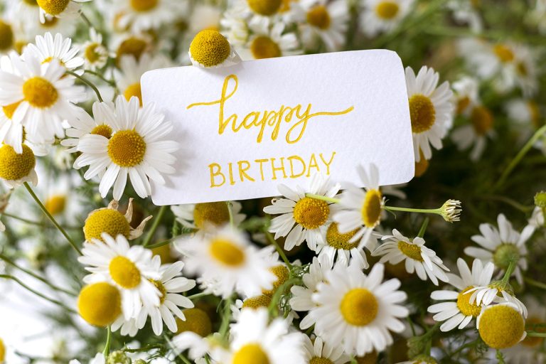 Mesaje de Sfânta Maria Mică 2022. Cele mai frumoase urări pentru cei care își serbează onomastica