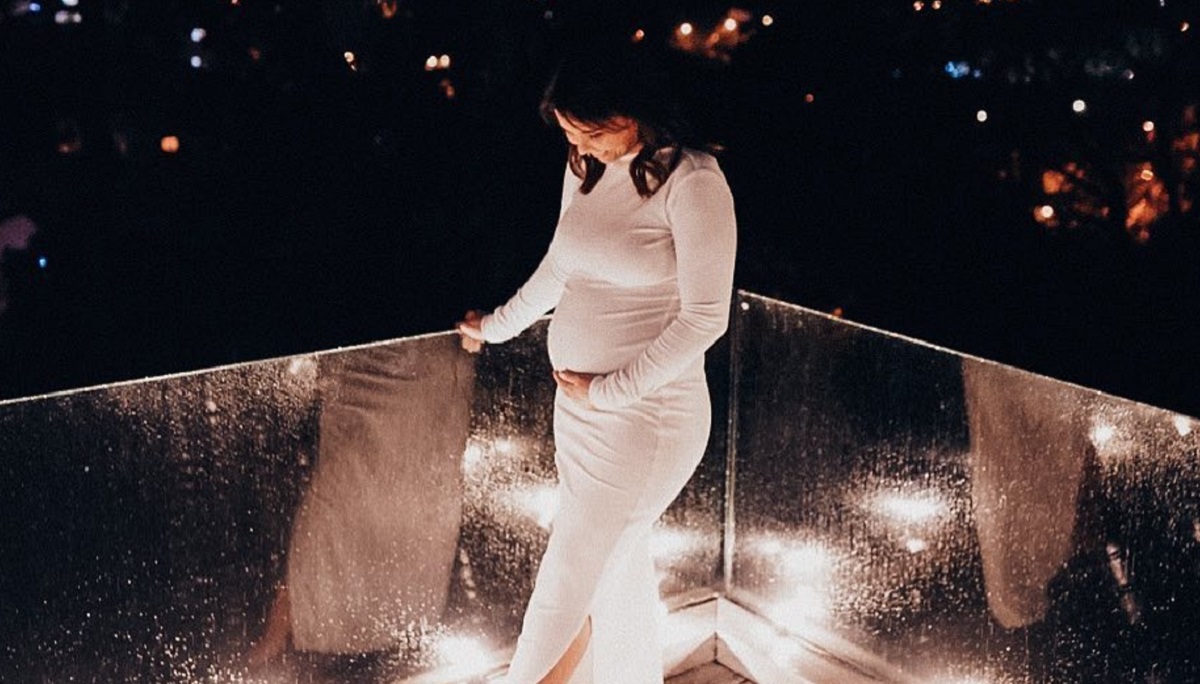 Vedetă celebră din România, însărcinată a treia oară