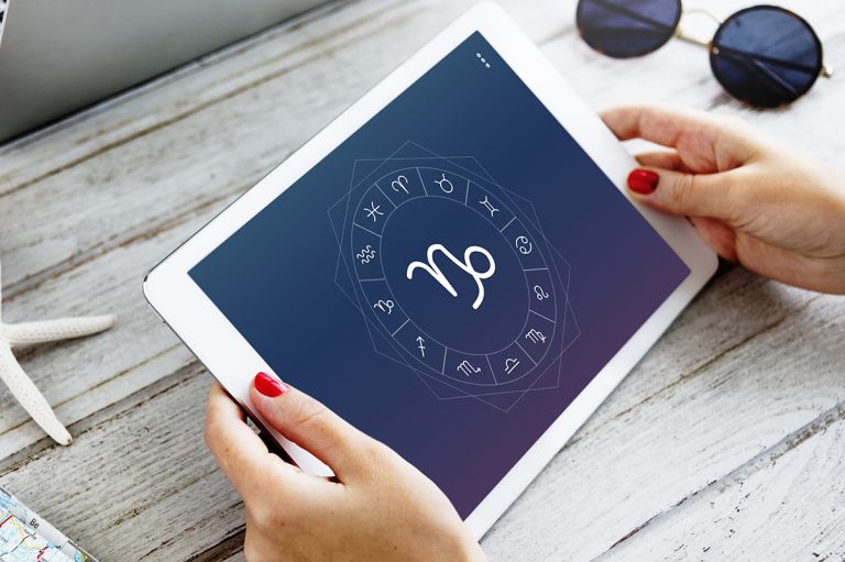 Horoscop zilnic 30 septembrie. Luna intră astăzi în zodia Săgetător. Zodiile de Foc și de Aer sunt cele mai avantajate