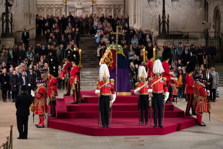 Cât costă funeraliile Reginei Elisabeta. Costurile sunt mult mai mari față de cele de la înmormântarea Prințului Philip