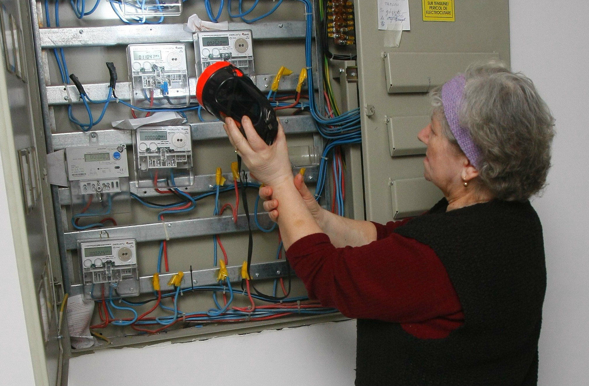 Cum se citește corect contorul electric