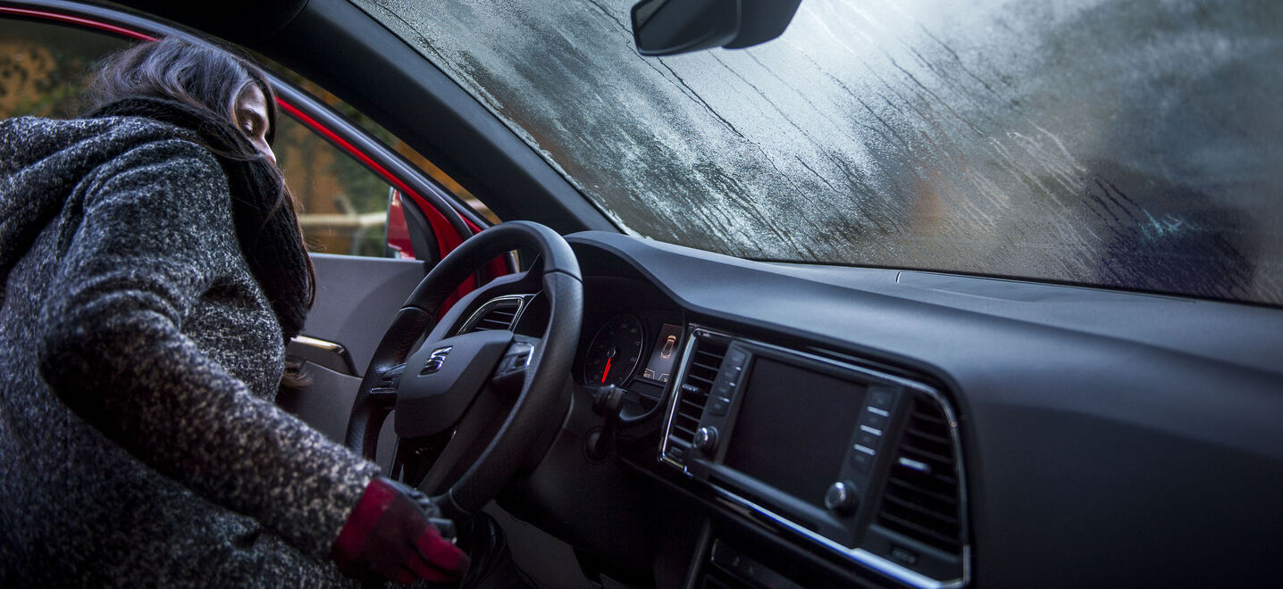 Trucul simplu pentru ca parbrizul mașinii să nu se mai aburească