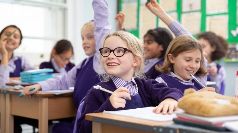 Ziua Mondiala a Educației, sărbătorită pe 5 octombrie. Elevii nu merg la școală