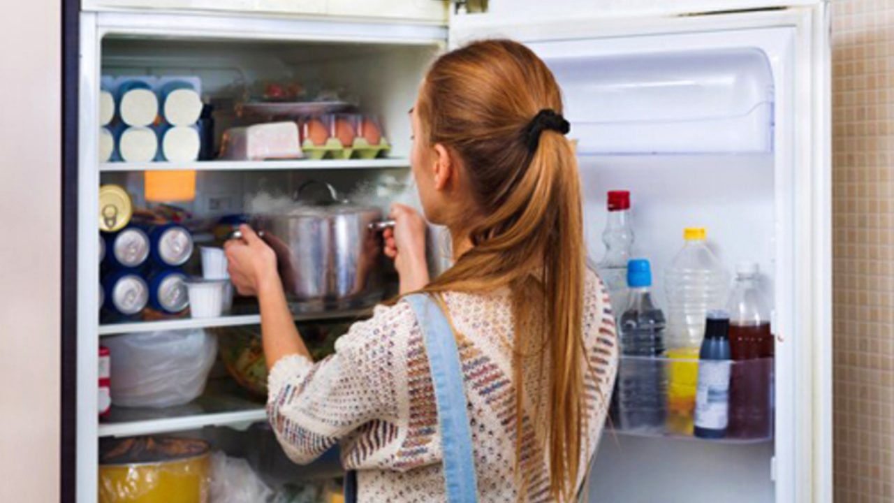 De ce nu trebuie să pui niciodată oalele cu mâncare în frigider