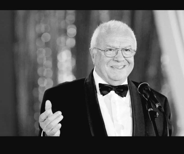 Alexandru Arșinel, condus pe ultimul drum. Celebrul actor a fost înmormântat la Cimitirul Bellu cu onoruri militare