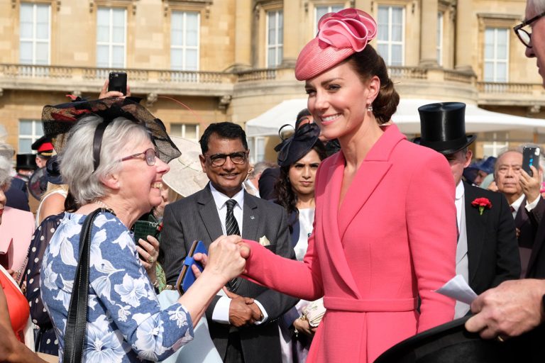 Secretul nebănuit al lui Kate Middleton. Cum poartă o rochie de mai multe ori în public fără ca nimeni să-și dea seama