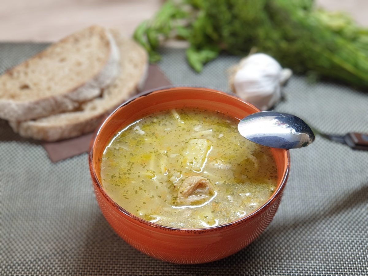 Supă de pui cu tăiței Foto: Oana Matei/ego.ro